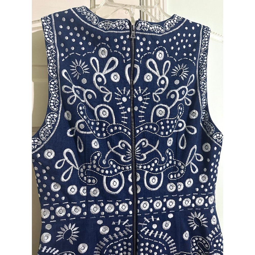 Alice + Olivia Blue and White Mini Dress - Picture 11 of 13
